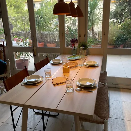 Les Terrasses D'aix Apartment *